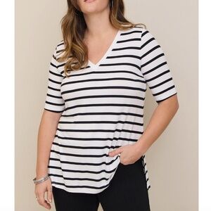 Torrid - Favorite Tunic Super Soft Black White Stripe V-Neck Tee - 4X